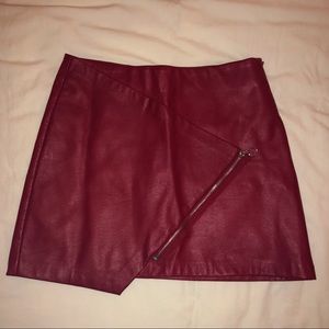 Zara XS bodycon leather skirt